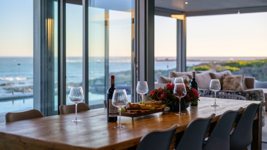 5 Bedroom Property for Sale in Suiderstrand Western Cape